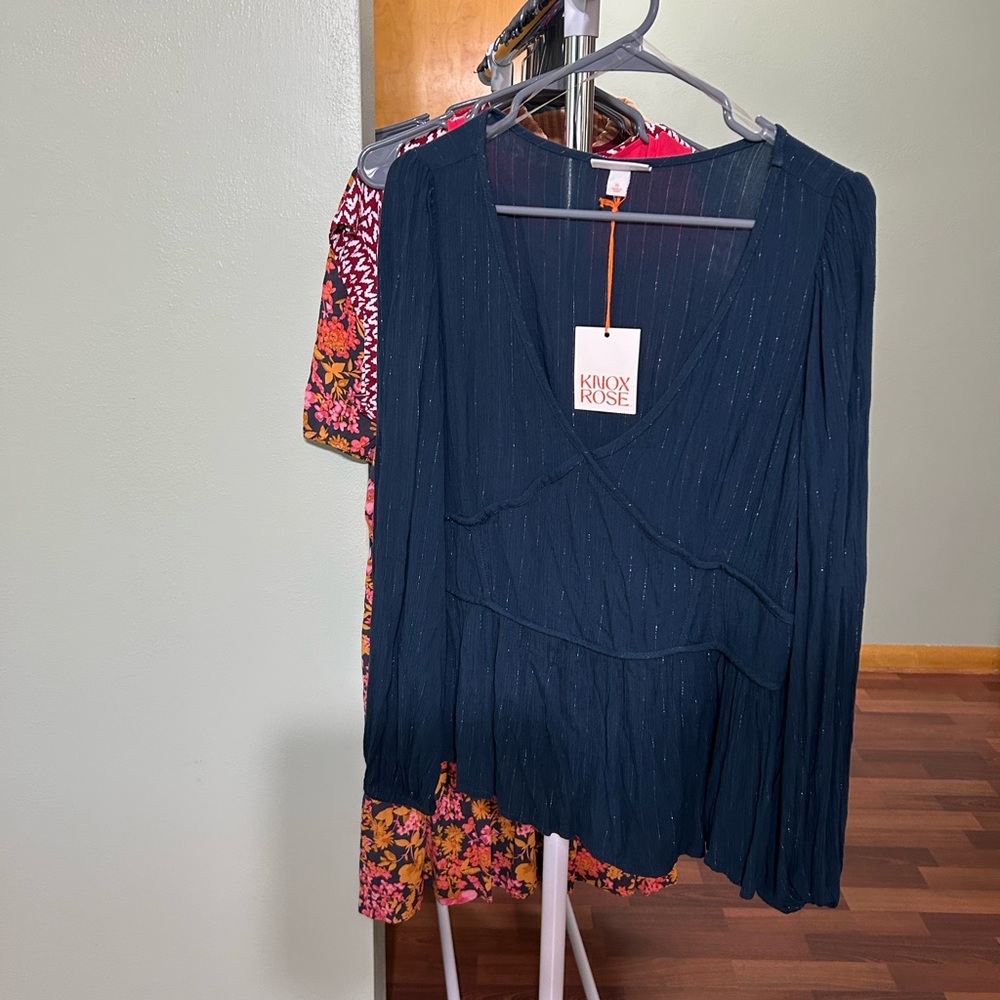 Knox Rose Women's Dark Blue Blouse